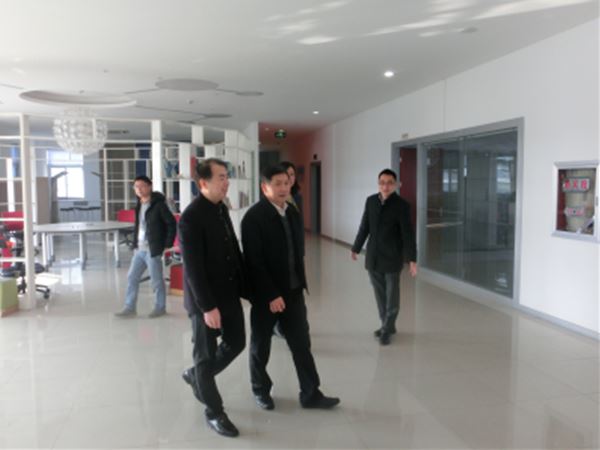 江苏省科协领导来lysport药业开展专题调研